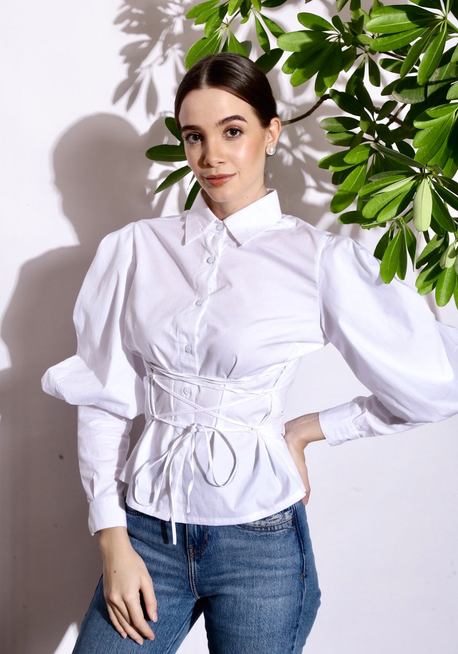 blouse with corset belt